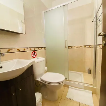 Apollo 2-br In Appartamento *