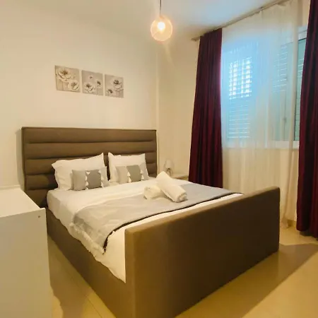 Daire Apollo 2-br In Larnaca