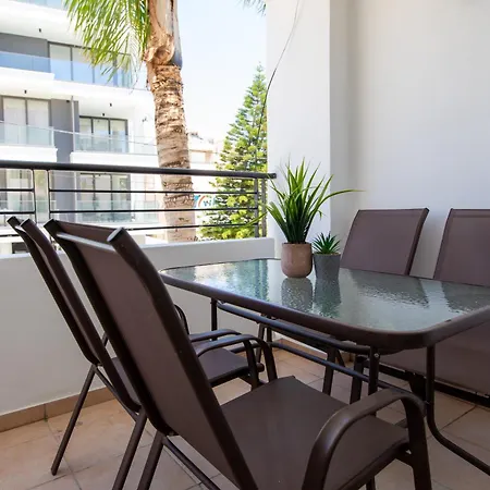 Apollo 2-br In Appartement *