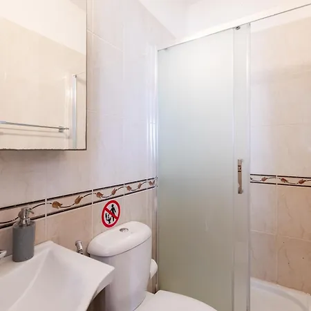 Apollo 2-br In Appartement Larnaca