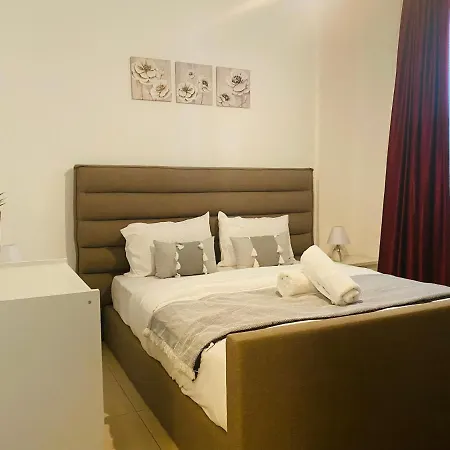 Apollo 2-br In Lejlighed